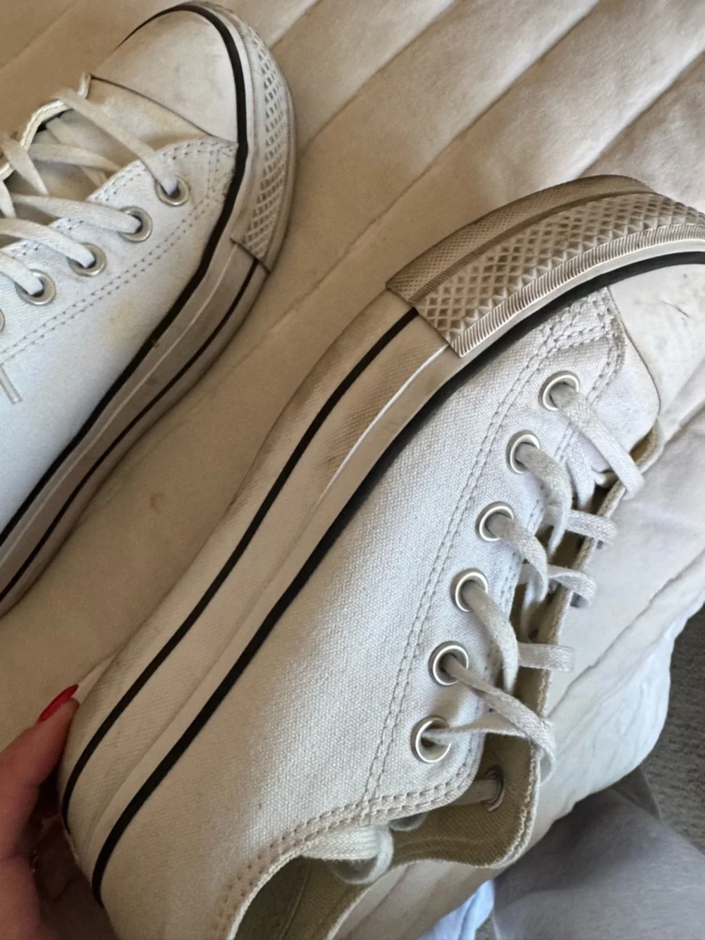 Classic White Low-Top Canvas Sneakers - Picture 5 of 5